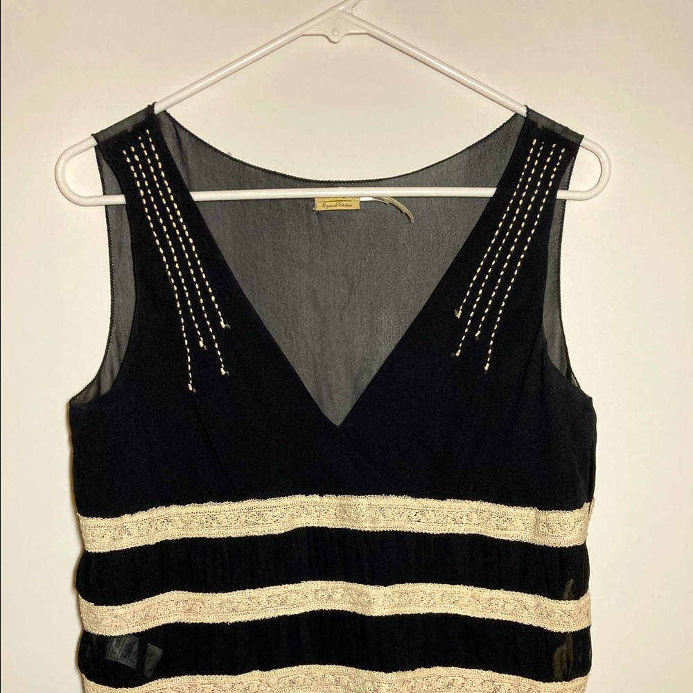 Max Studio Special Edition Black and Ivory Silk